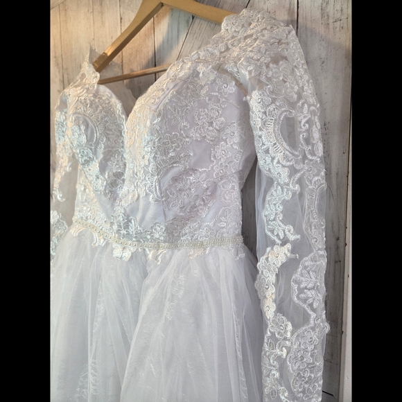 Lace Bridal Gown with Long Sleeves - Picture 7 of 12